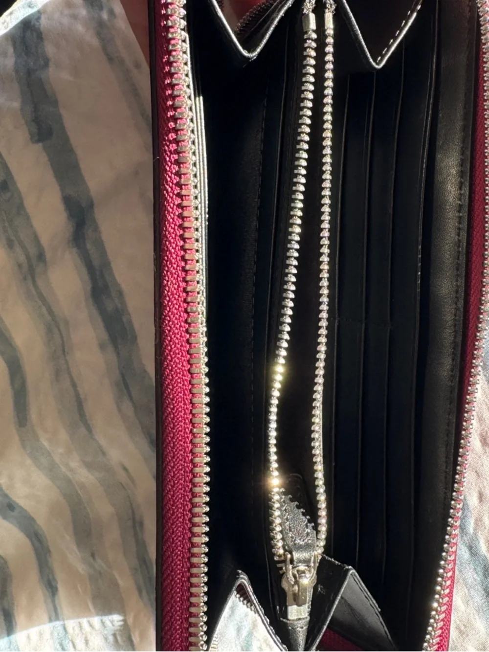 MCM Embossed Zip Wallet in Raspberry Red - Picture 4 of 7